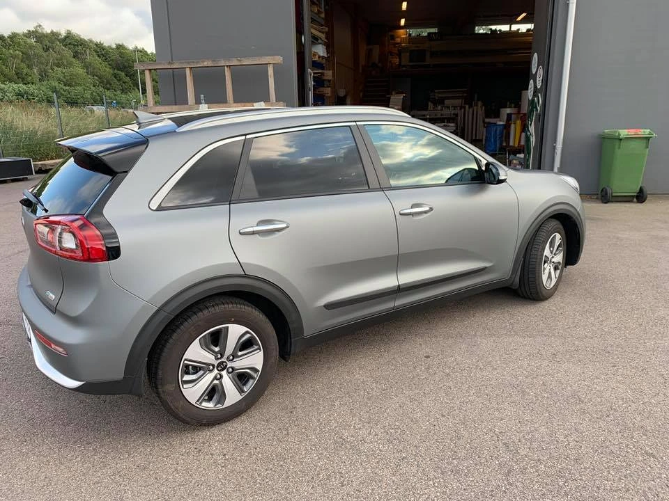 Carwrapping med färgbyte på personbil hos Specialprint i Malmö